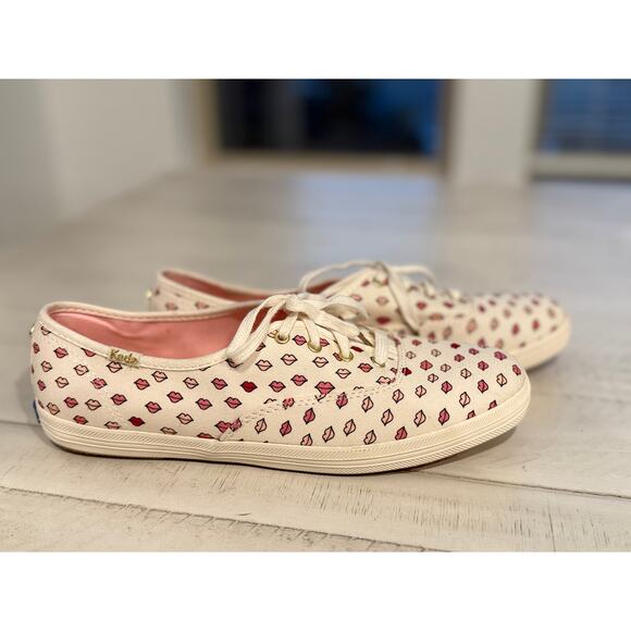 Keds Lip Print Lace-Up Sneakers – Fun and Flirty – Size 8.5 - Picture 1 of 6
